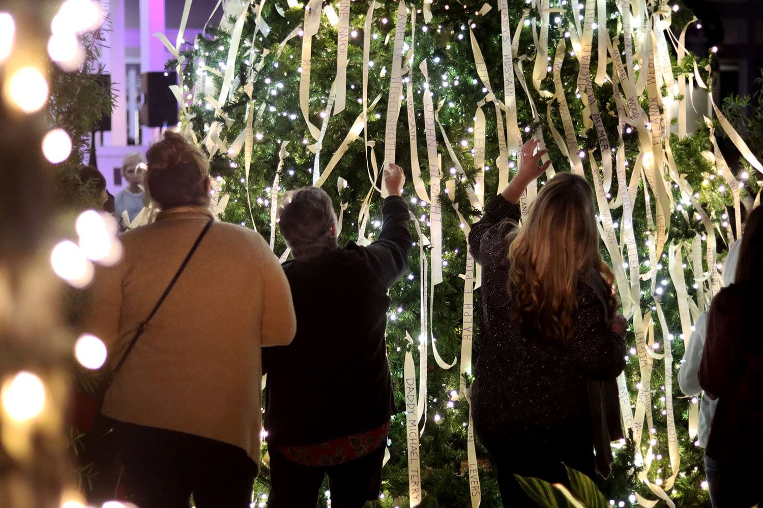 Tree of Life, Candlelight Service of Remembrance are Dec. 8
