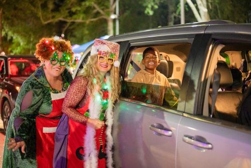 Community pēdscare® celebrates patients and families with holiday drive-thru experience